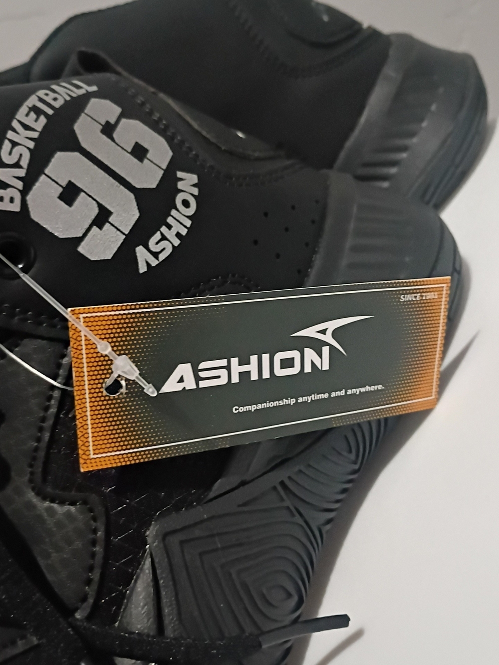 Kids Black High-Top Basketball Sneakers with '96' Graphic - Picture 7 of 8